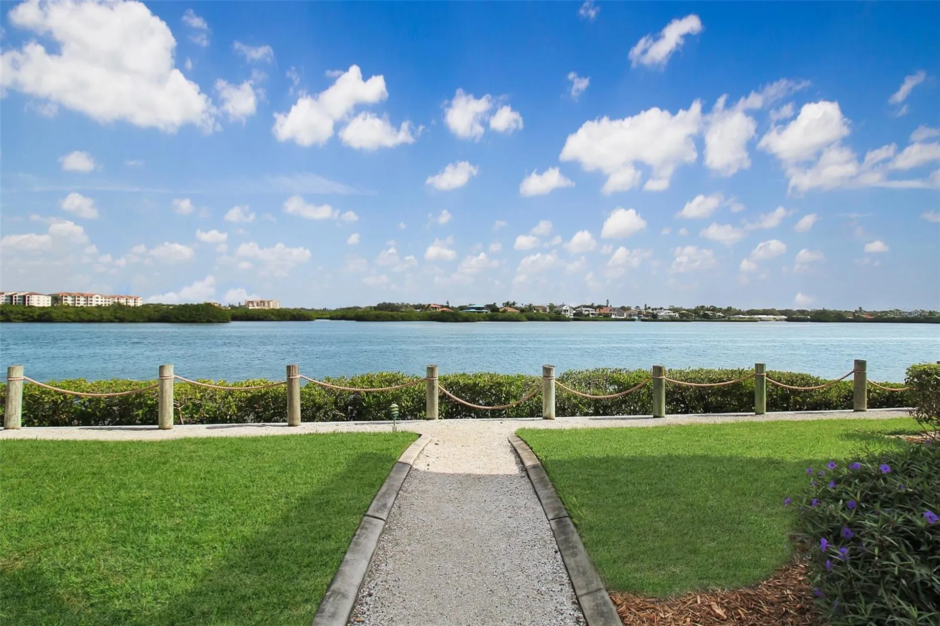 1389 Siesta Bayside Drive Sarasota FL 34242