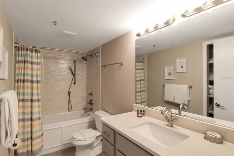 1389 Siesta Bayside Drive Sarasota FL 34242