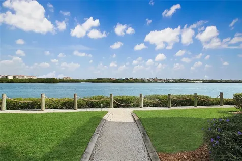 1389 Siesta Bayside Drive Sarasota FL 34242