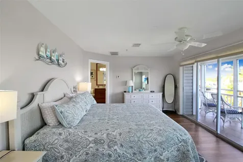 1389 Siesta Bayside Drive Sarasota FL 34242