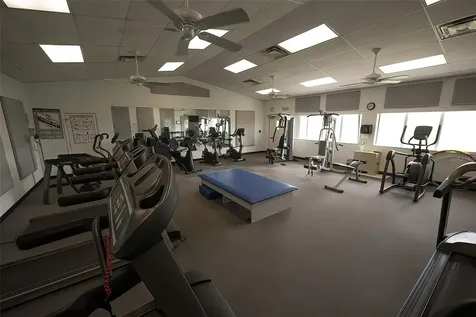 239 Estrada North Port FL 34287
