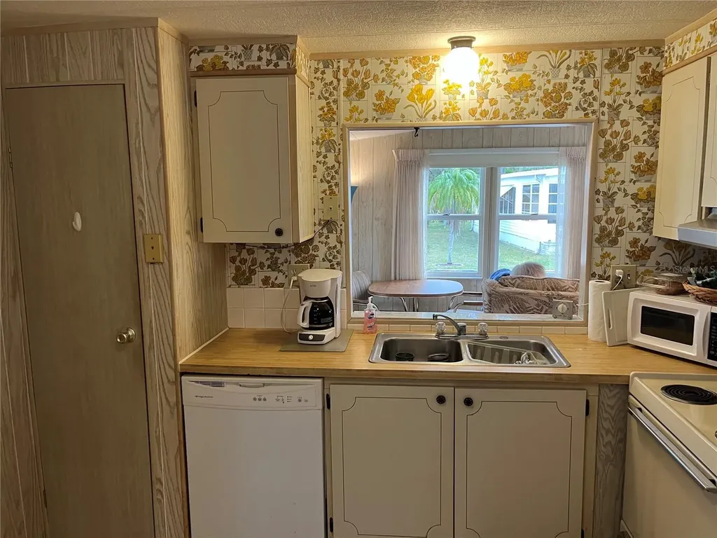 626 Cervina Drive Venice FL 34285