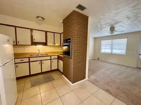 610 S Carpenter Avenue Orange City FL 32763