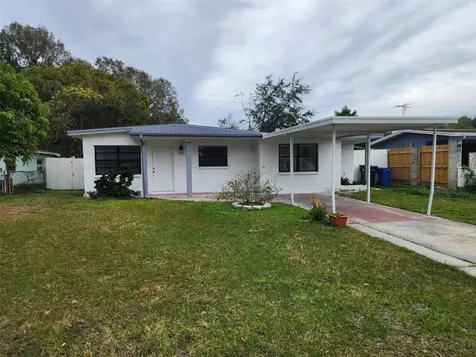 6205 Blossom Avenue Tampa FL 33614