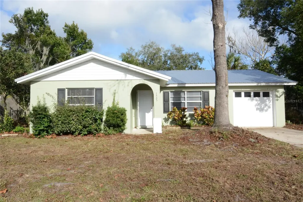 1565 Yorktown Avenue Titusville FL 32796
