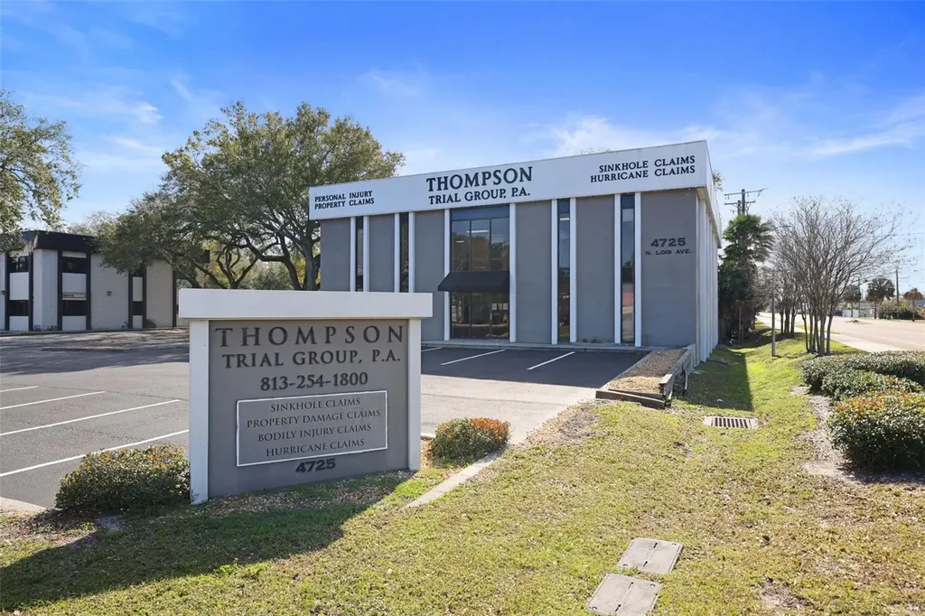 4725 N Lois Avenue Tampa FL 33614