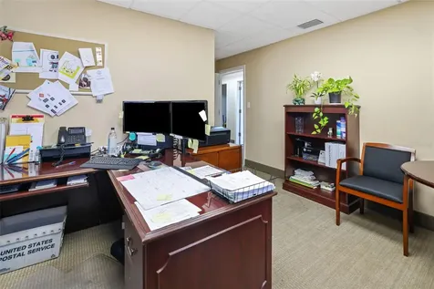 4725 N Lois Avenue Tampa FL 33614