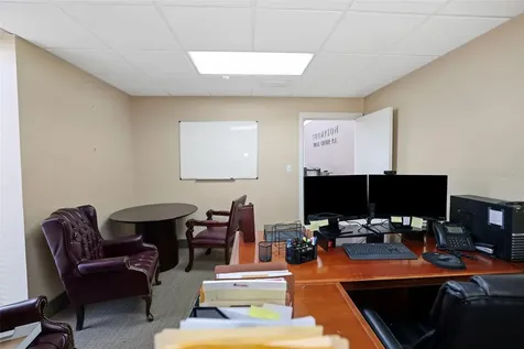 4725 N Lois Avenue Tampa FL 33614