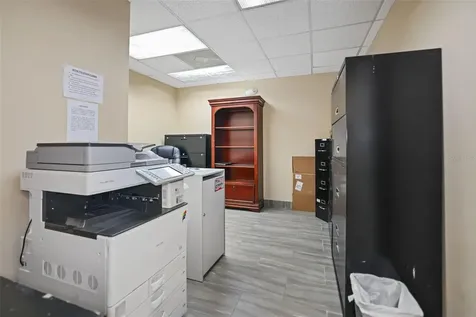 4725 N Lois Avenue Tampa FL 33614