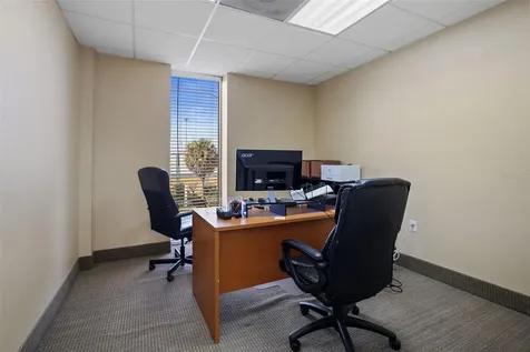 4725 N Lois Avenue Tampa FL 33614
