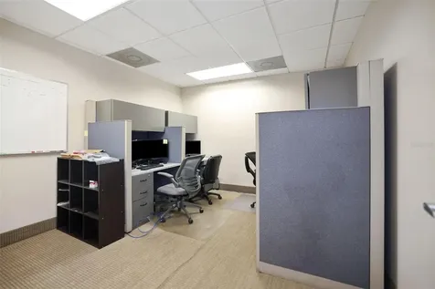 4725 N Lois Avenue Tampa FL 33614