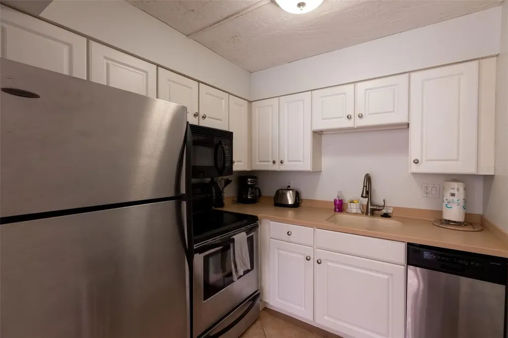 102 39th Street Holmes Beach FL 34217
