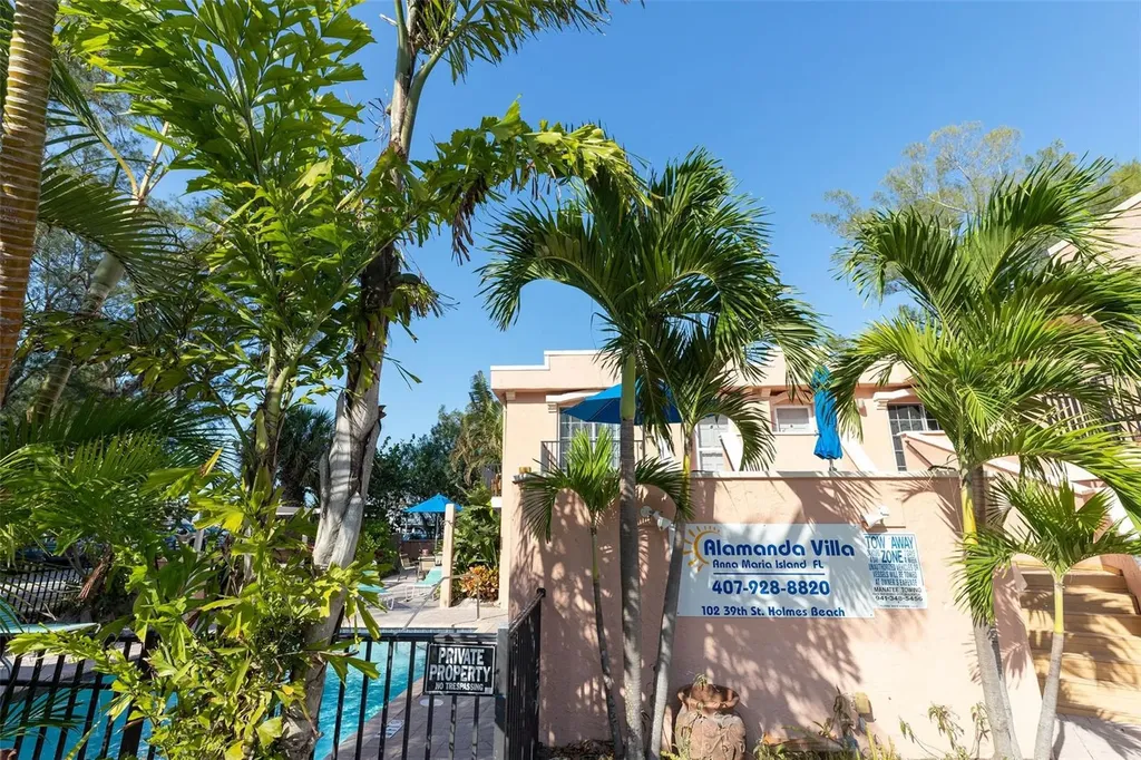 102 39th Street Holmes Beach FL 34217