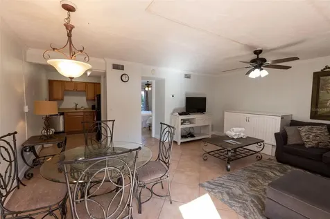 102 39th Street Holmes Beach FL 34217