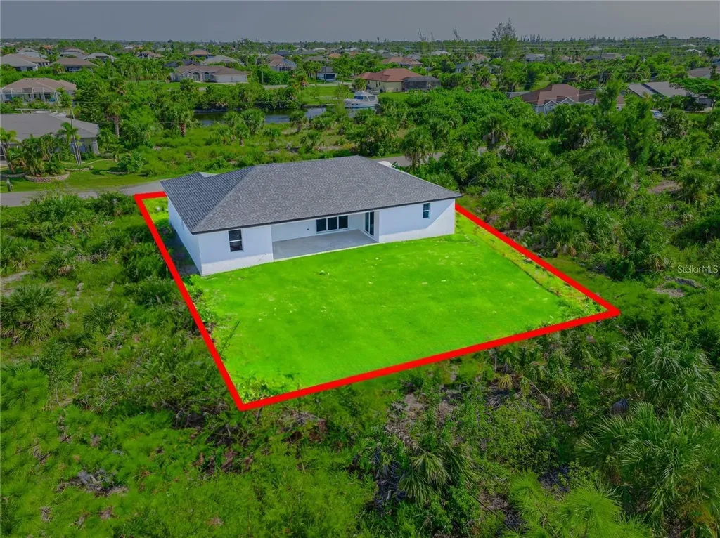 Xx 15101 Brainbridge Circle Port Charlotte FL 33981