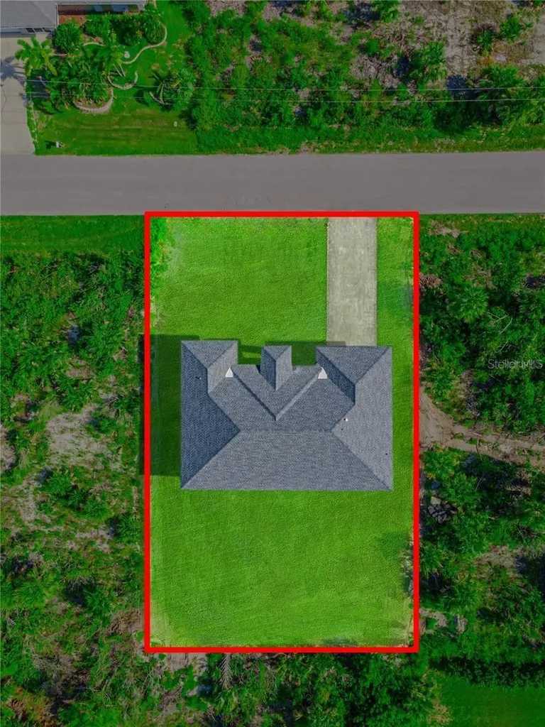 Xx 15101 Brainbridge Circle Port Charlotte FL 33981
