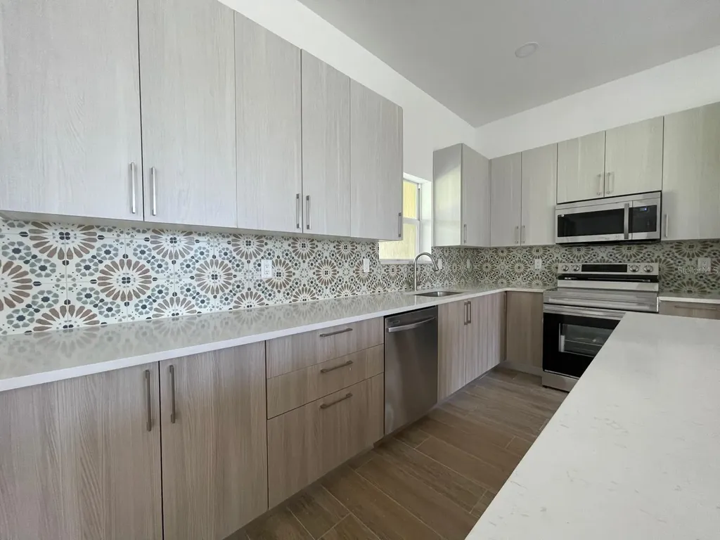 Xx 15101 Brainbridge Circle Port Charlotte FL 33981