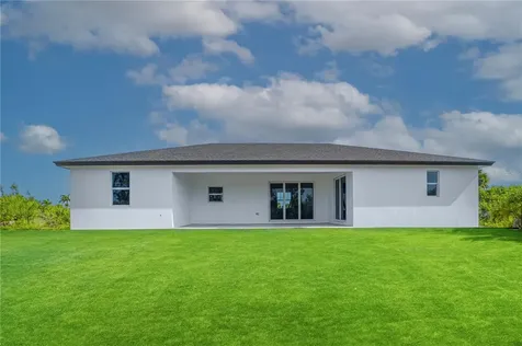 Xx 15101 Brainbridge Circle Port Charlotte FL 33981