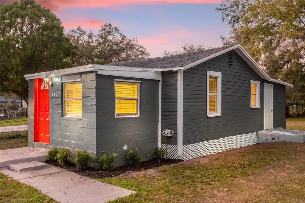 4427 W Gore Avenue Orlando FL 32811