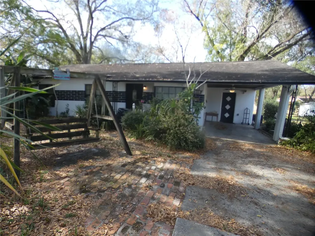 4910 N Darby Avenue Tampa FL 33603