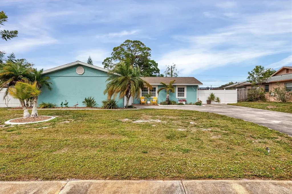 313 Lantana Avenue Sarasota FL 34243