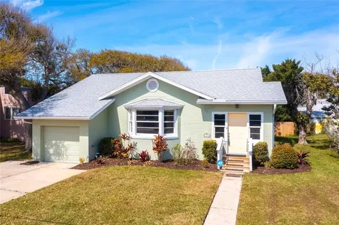 435 Poinsettia Road Daytona Beach FL 32118