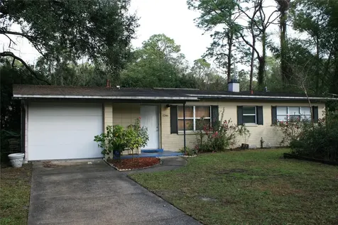 1246 NE 16th Place Gainesville FL 32609