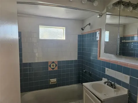 1405 Laura Street Clearwater FL 33755