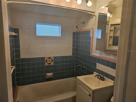 1405 Laura Street Clearwater FL 33755