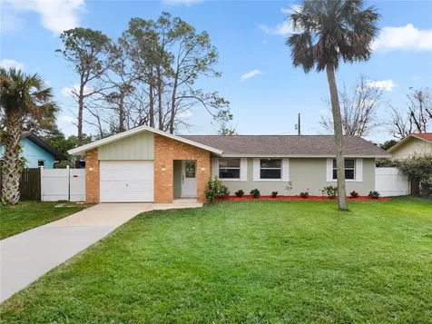541 Gertrude Lane South Daytona FL 32119