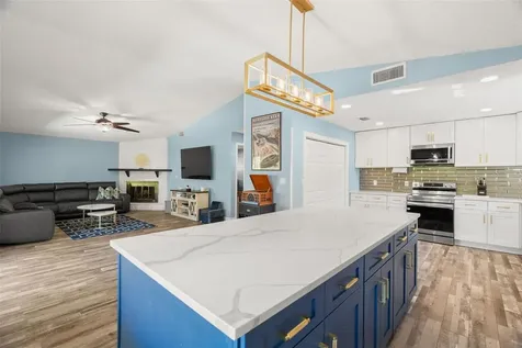4118 Harrisburg Street NE St Petersburg FL 33703
