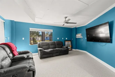 4118 Harrisburg Street NE St Petersburg FL 33703