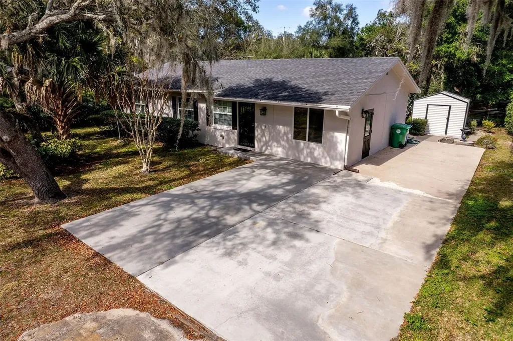 184 E Alma Avenue Lake Mary FL 32746