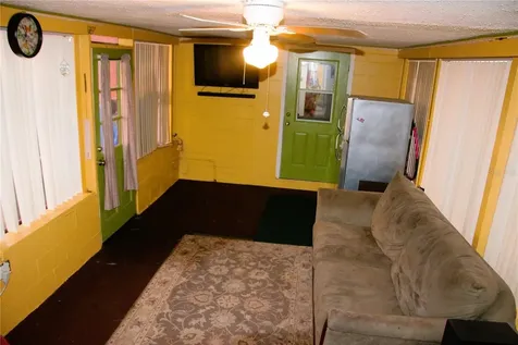 6366 2nd Avenue S St Petersburg FL 33707