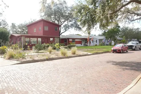 6366 2nd Avenue S St Petersburg FL 33707