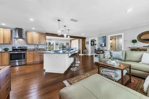 460 Ceil Court Nokomis FL 34275