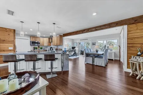 460 Ceil Court Nokomis FL 34275