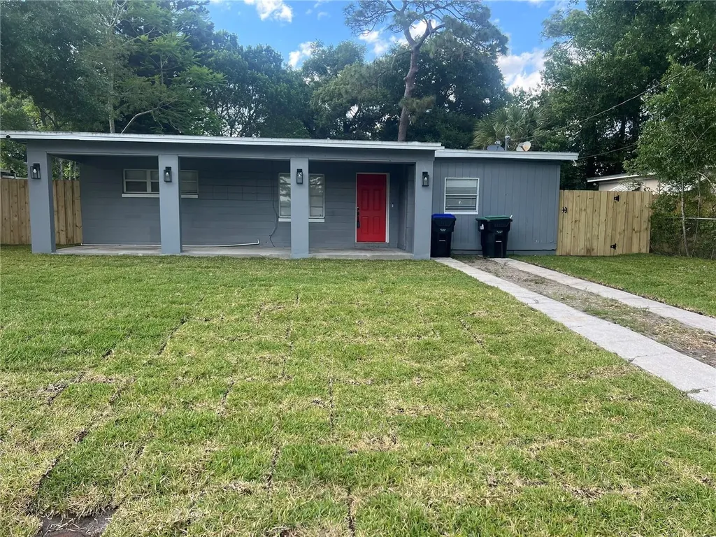 5207 Montague Place Orlando FL 32808