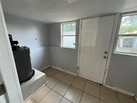 8305 N Brooks Street Tampa FL 33604