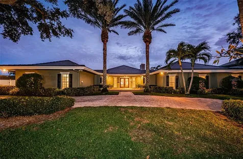 4916 62nd Avenue S St Petersburg FL 33715
