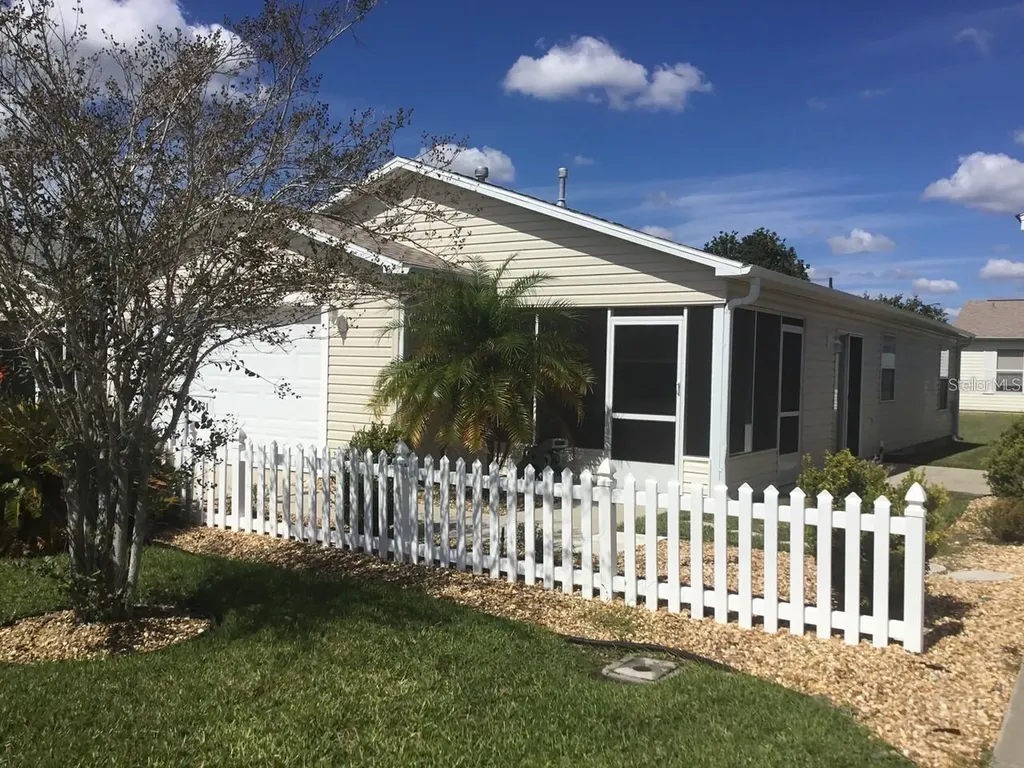 3221 Riverton Road The Villages FL 32162