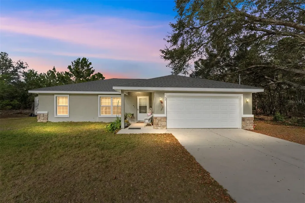 57 Fisher Trace Run Ocklawaha FL 32179
