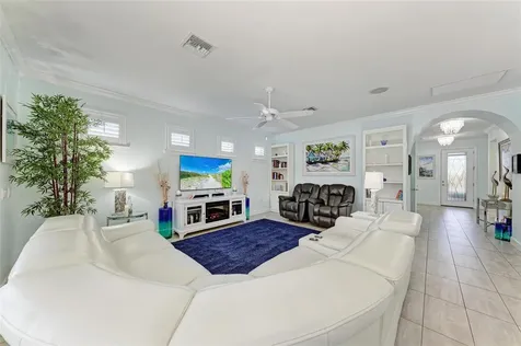 6940 Gosport Cove Bradenton FL 34202