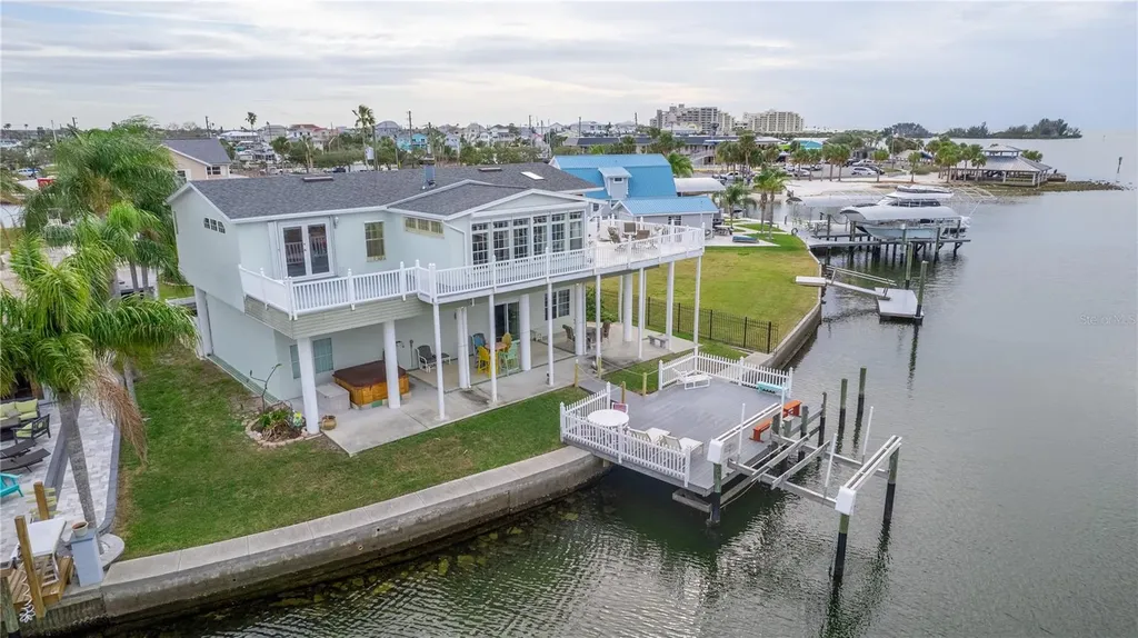 6411 Yvette Drive Hudson FL 34667