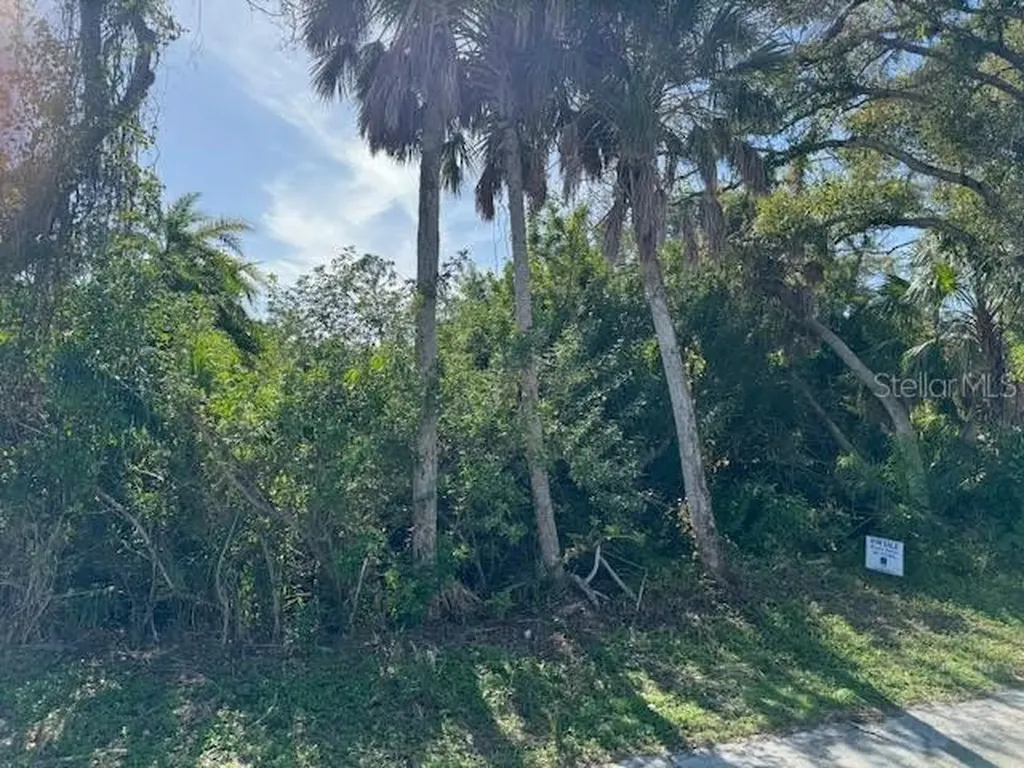 Cedar Avenue Englewood FL 34223