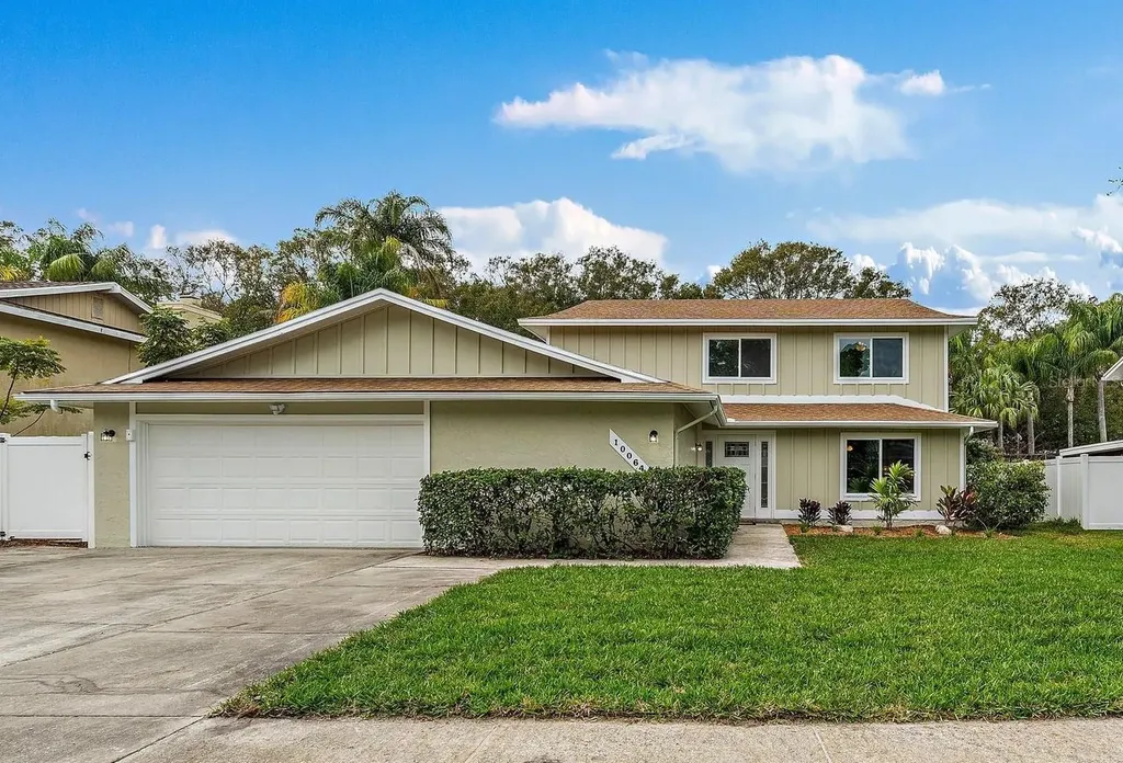 10064 W Bay Street Seminole FL 33776