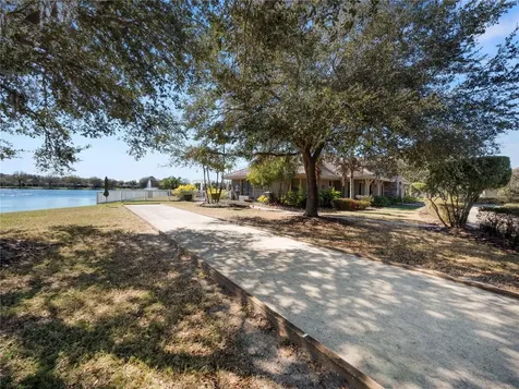 8106 Lake James Boulevard Lakeland FL 33810