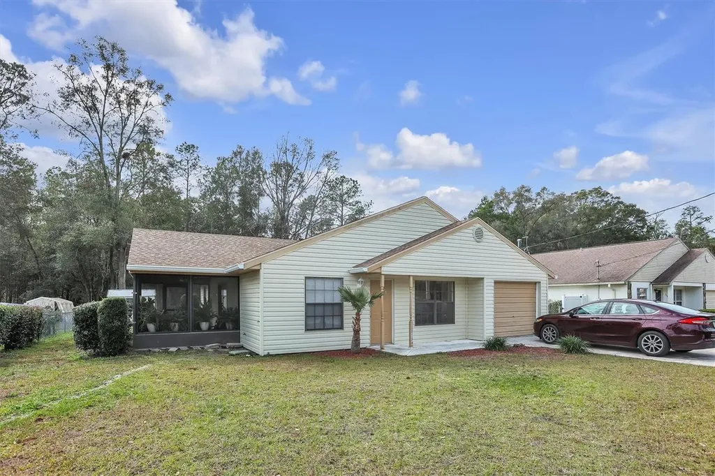 21174 SW Peach Blossom Street Dunnellon FL 34431