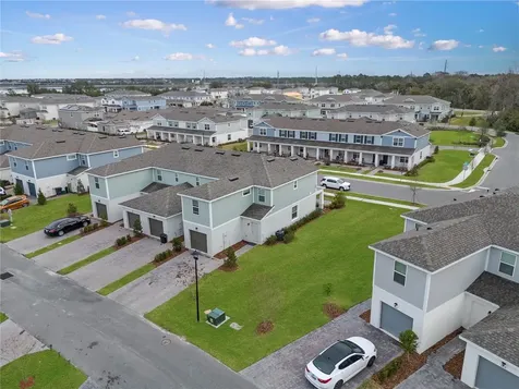 661 Belgrove Street Debary FL 32713