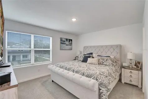 661 Belgrove Street Debary FL 32713